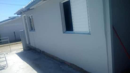 Kitnet K1 Em Torres-Rs - Na Mais Bela Praia Gaucha - Cozinha - Banheiro - Ar Condicionado - Smart Tv 32' - Wi-Fi - Anfitria Superhost No Bnb Екстериор снимка