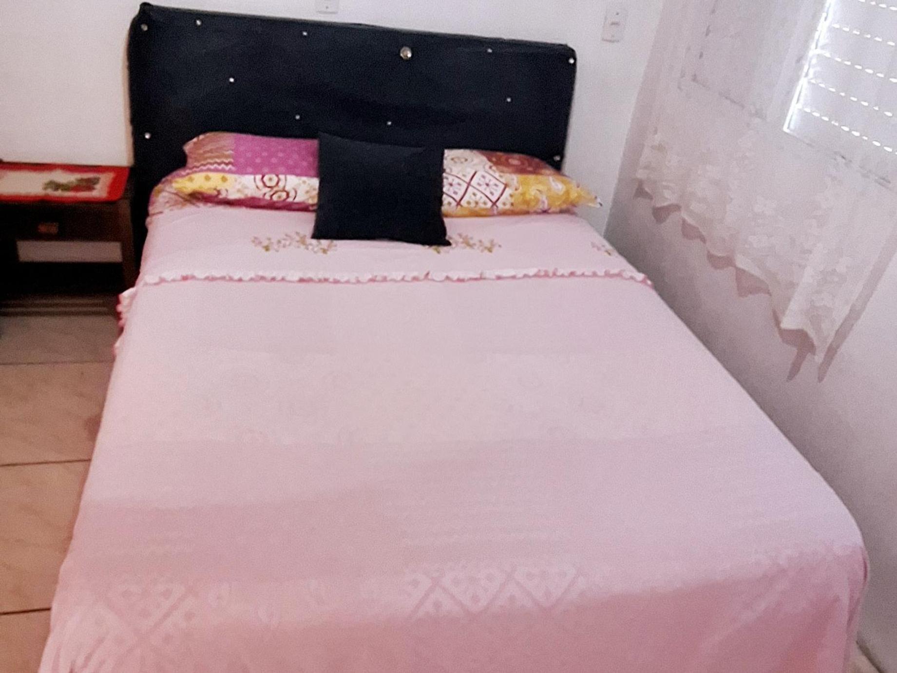 Kitnet K1 Em Torres-Rs - Na Mais Bela Praia Gaucha - Cozinha - Banheiro - Ar Condicionado - Smart Tv 32' - Wi-Fi - Anfitria Superhost No Bnb Екстериор снимка